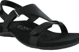 Giorgina_Blacklizard_grande_1014ce9a-f4ab-458d-bbfd-fc9dadb4a954_large